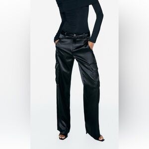 Zara satin effect cargo pants size: XS